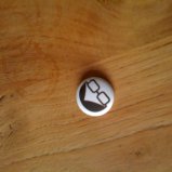 Een originele Daily Nerd broche