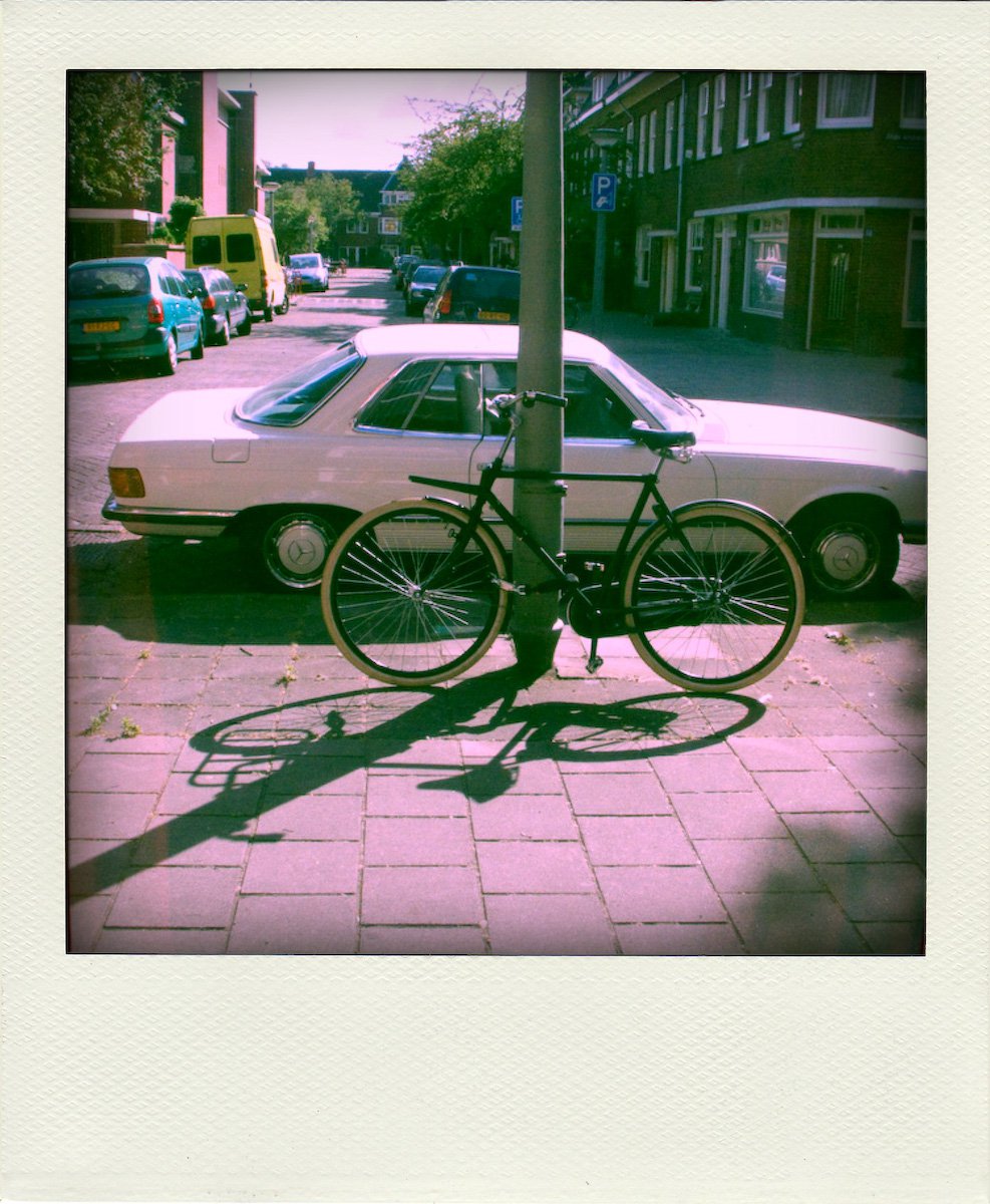 Adolf met fiets