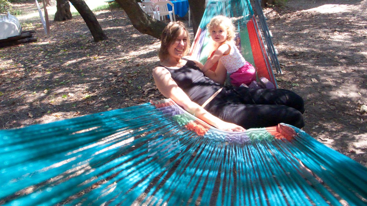 Met mama in de hangmat #01