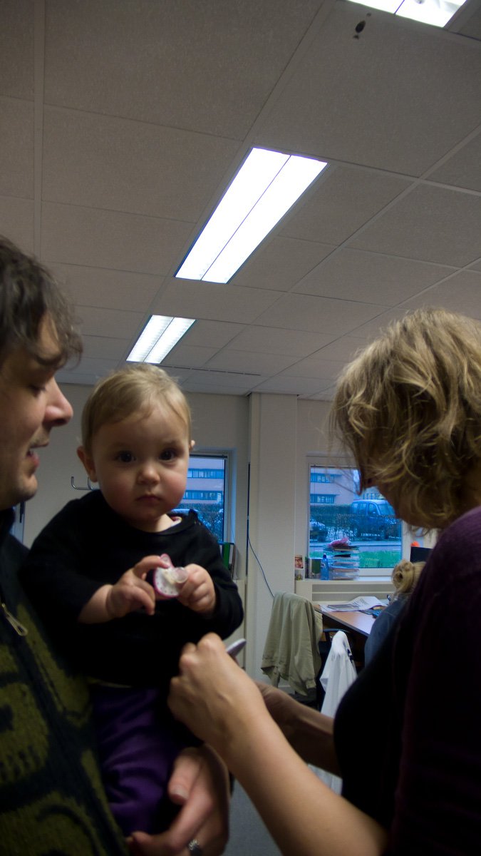 Kiki bij papa op het werk #01